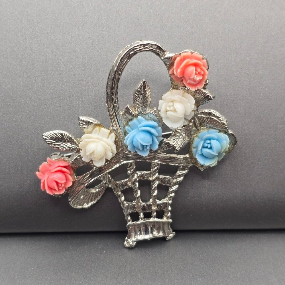 VTG Carved Lucite Flower Basket Brooch Silver Tone Pastel Blue Pink White 2.5" - Picture 1 of 9